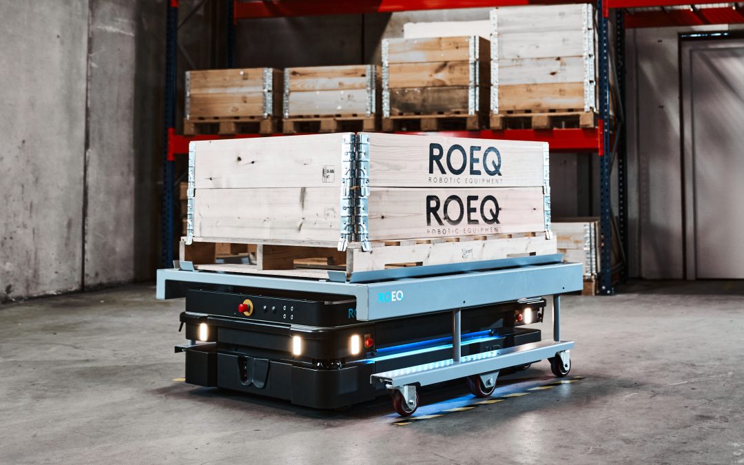 Gesteigerte Nutzlast und Hebefähigkeiten von autonomen mobilen Robotern: ROEQ präsentiert zwei neue Produkte