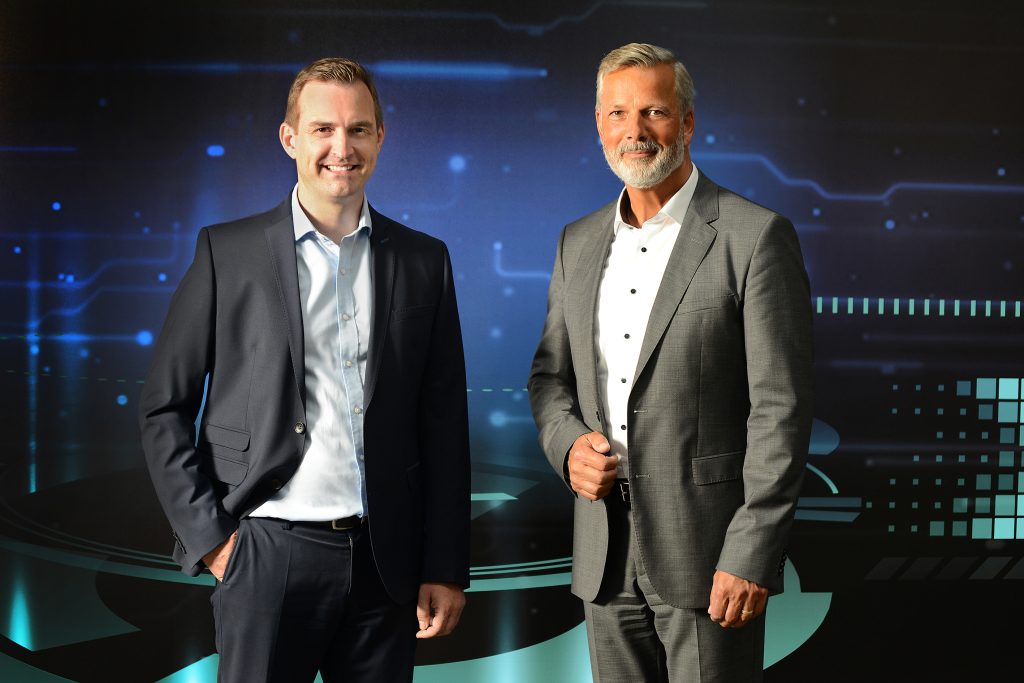 Michael Lambert (li.) und Werner Berens: "Wir konnten 2021 das beste Ergebnis unserer Firmengeschichte einfahren."